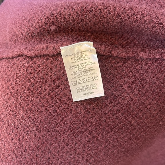 Ann Taylor Maroon Soft Warm Striped Cascading Open Front Long Cardigan small - Picture 11 of 11